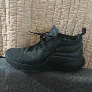 Men’s Black Nike x Lebron Sneakers